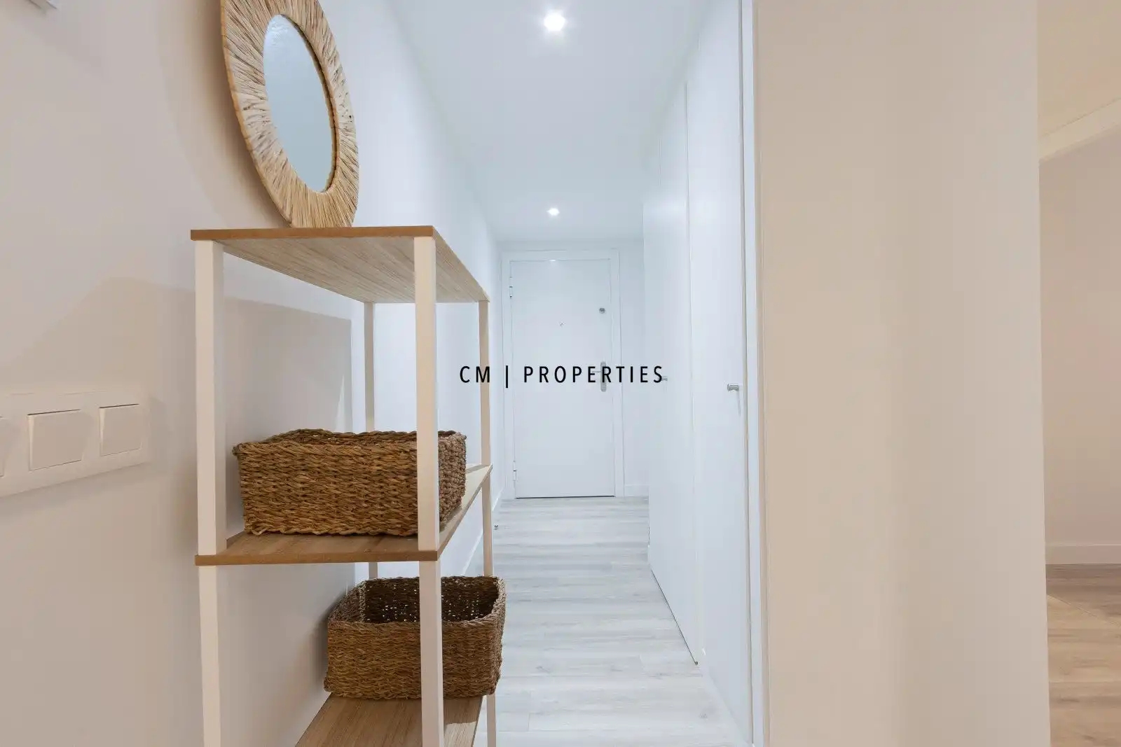 Flat for rent in Valencia  with Air Conditioner, Heating and Furnished