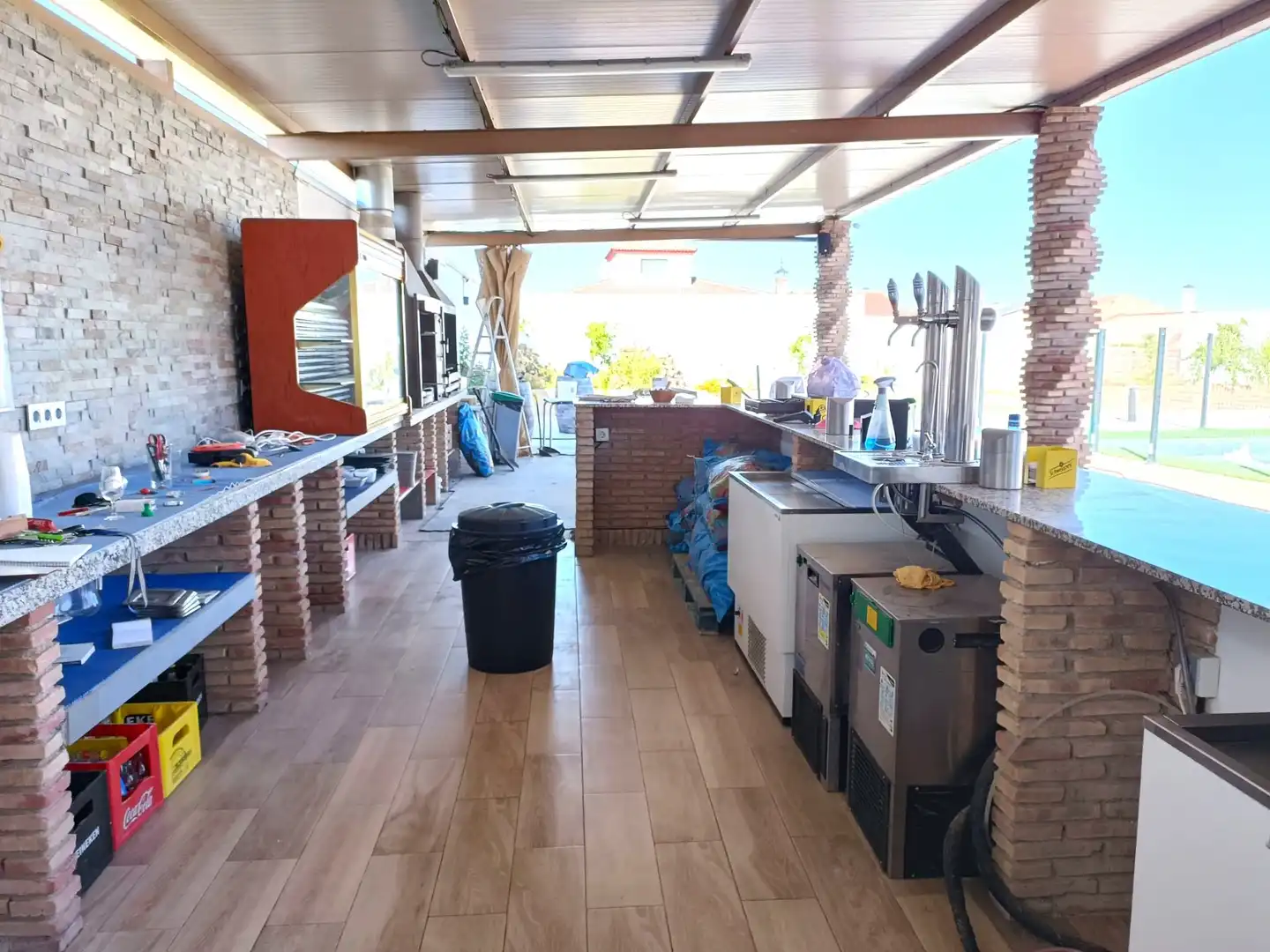 Local comercial en venda a Chimeneas, imagen 4