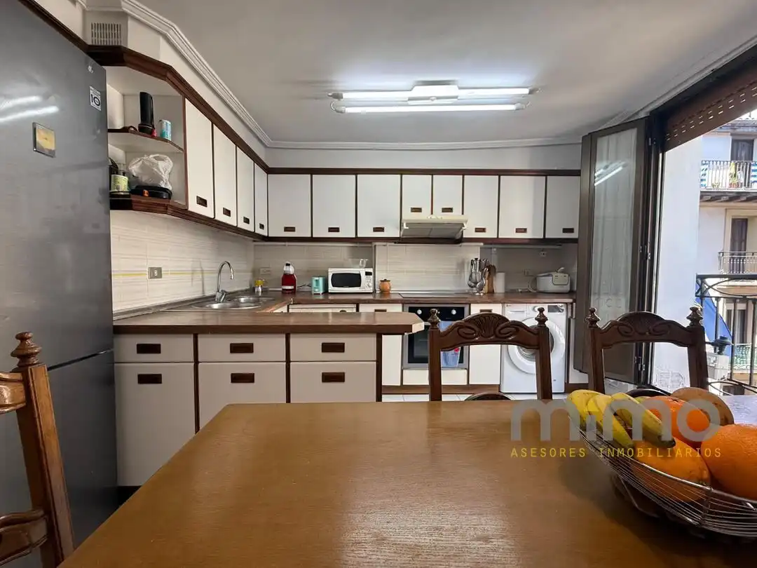 Cocina de Piso en venta en Donostia - San Sebastián  con Calefacción, Trastero y Balcón
