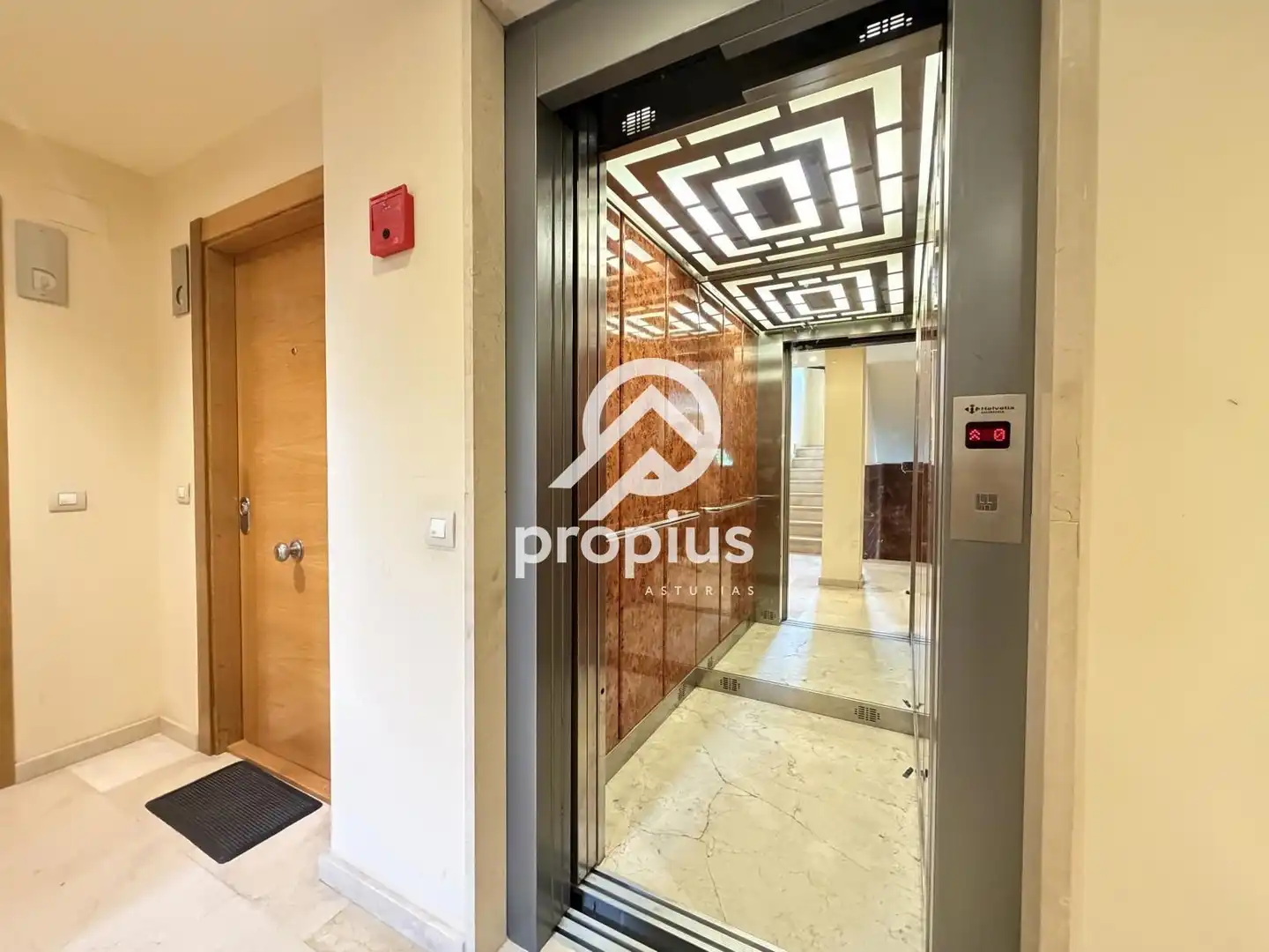 Flat for sale in Llanes  with Heating and Furnished