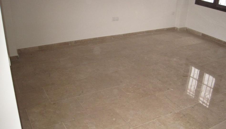 Foto 1 de Piso en venta en Écija, Sevilla