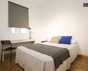 Bedroom of Flat to share in  Madrid Capital  with Air Conditioner and Terrace