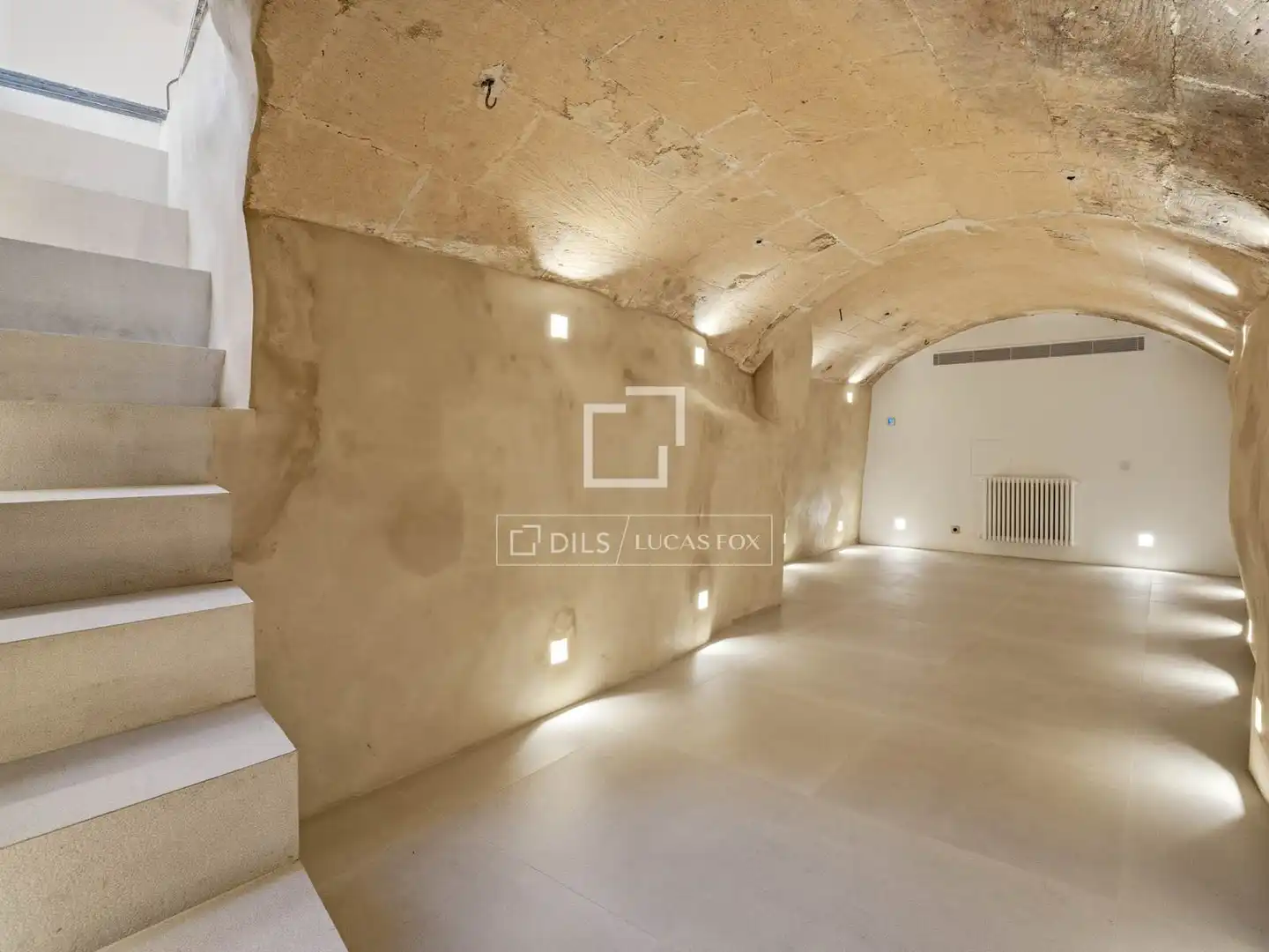 Houses for sale in Algaida  with Air Conditioner, Heating and Private garden