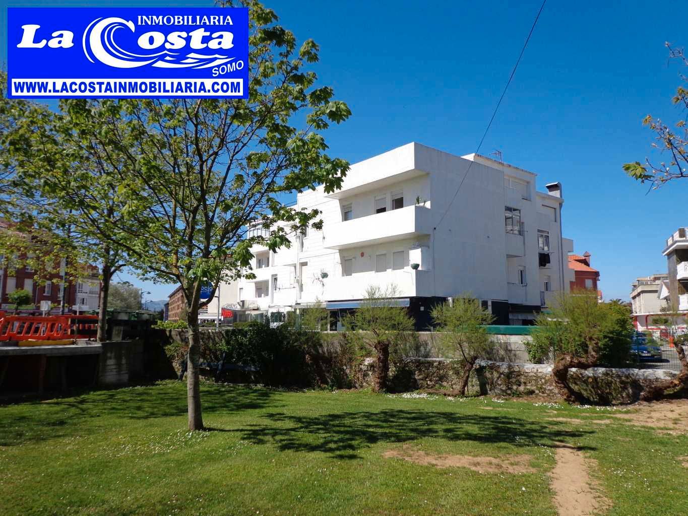 Vista exterior de Pis en venda en Ribamontán al Mar amb Calefacció, Terrassa i Forn