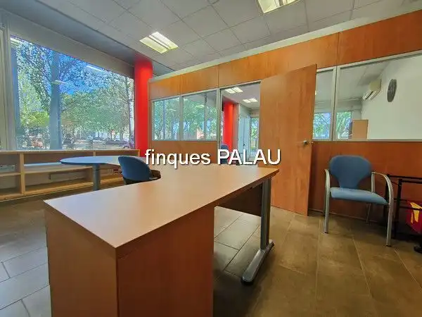 Business premises to rent in Centre, imagen 5