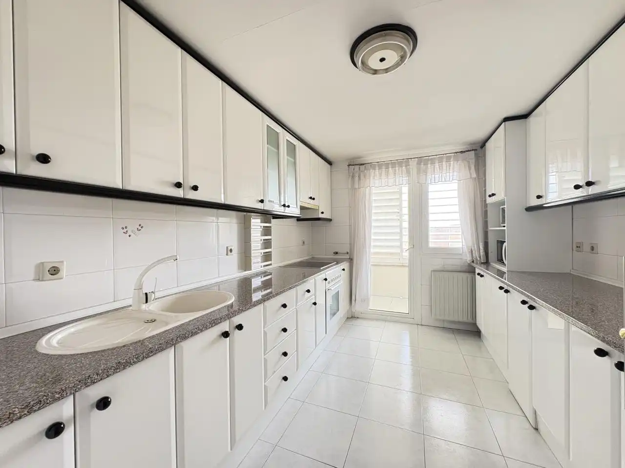 Küche von Wohnung zur Miete in Madrid mit Heizung und Gemeinschaftspool