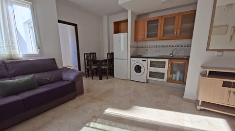 Foto 3 de Piso en venta en Puerto Deportivo, Fuengirola