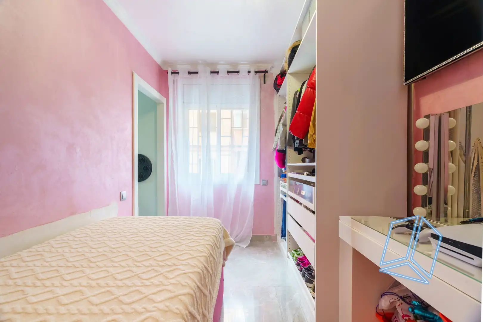 Habitación de Planta baja en venta en Barcelona con Amueblado y Horno