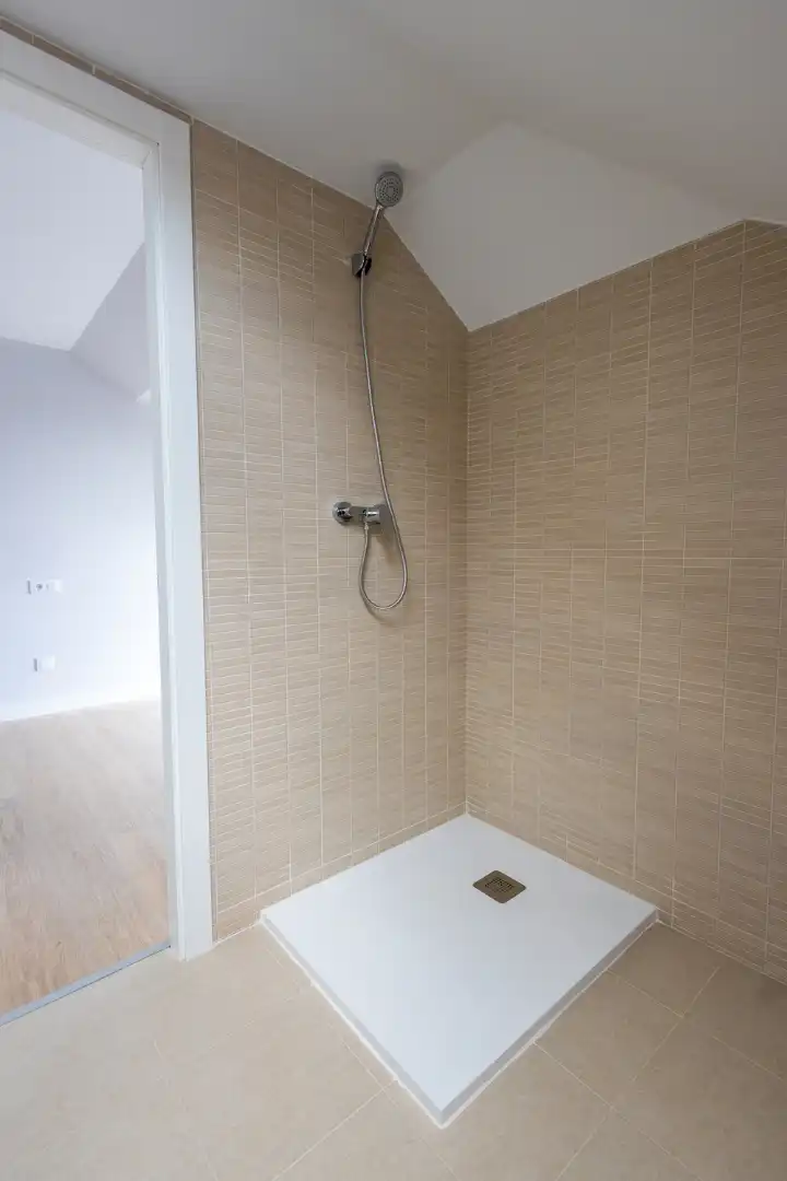 Baño de Piso en venta en Ares con Calefacción, Terraza y Trastero