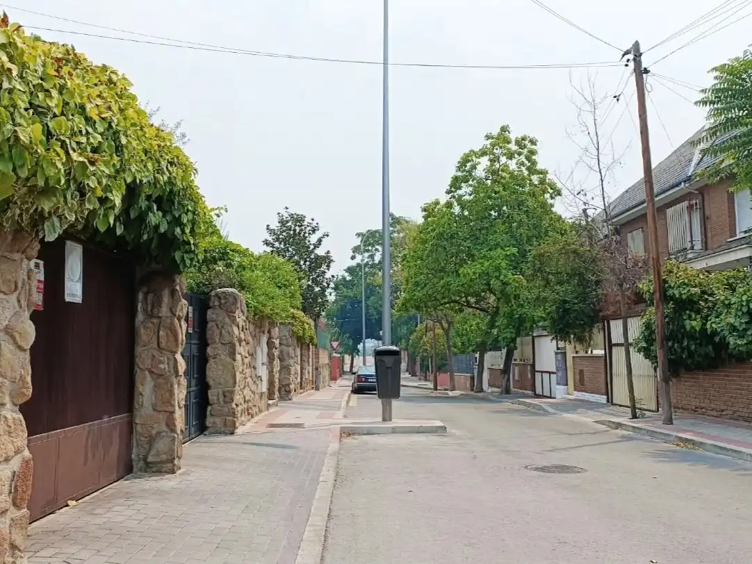 Detached house with garden for sale in calle joaquin jorge alarcon 23, imagen 2