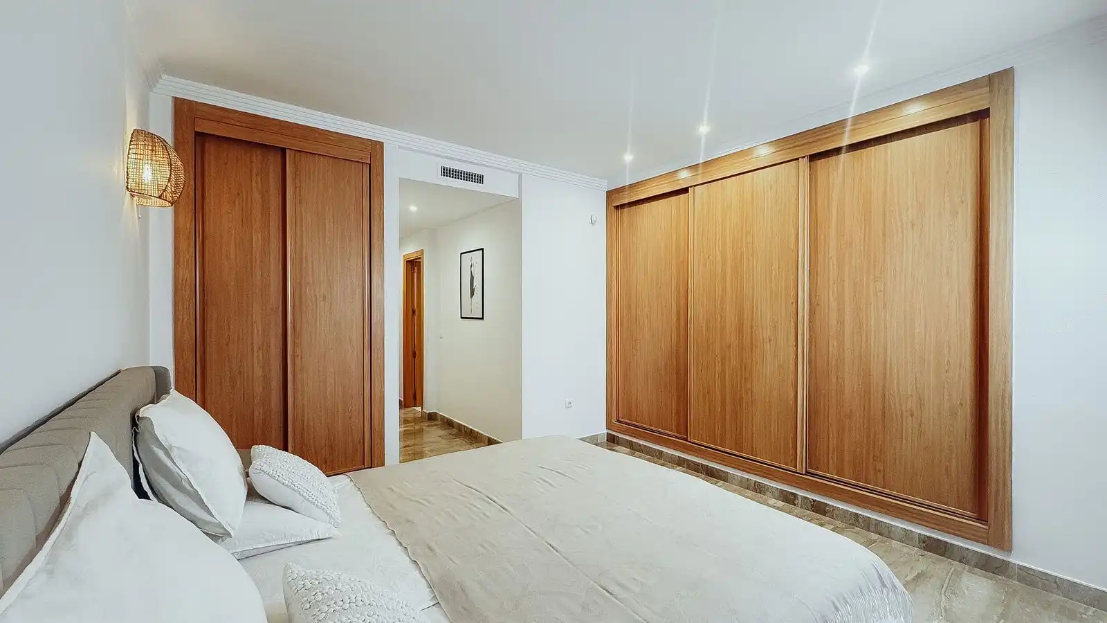 Piso con piscina en venta en Estepona Pueblo, imagen 26