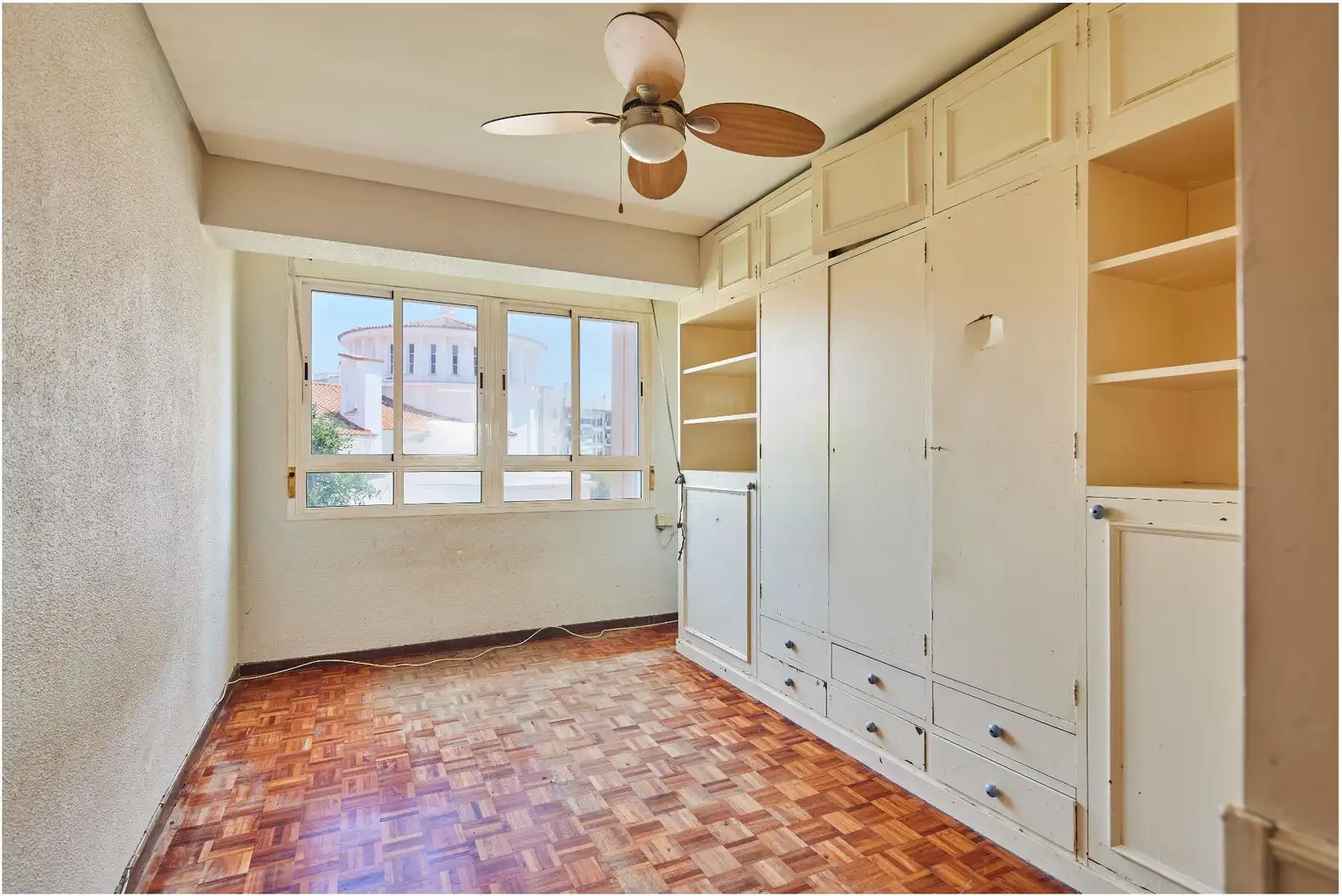 Habitación de Piso en venta en Cádiz