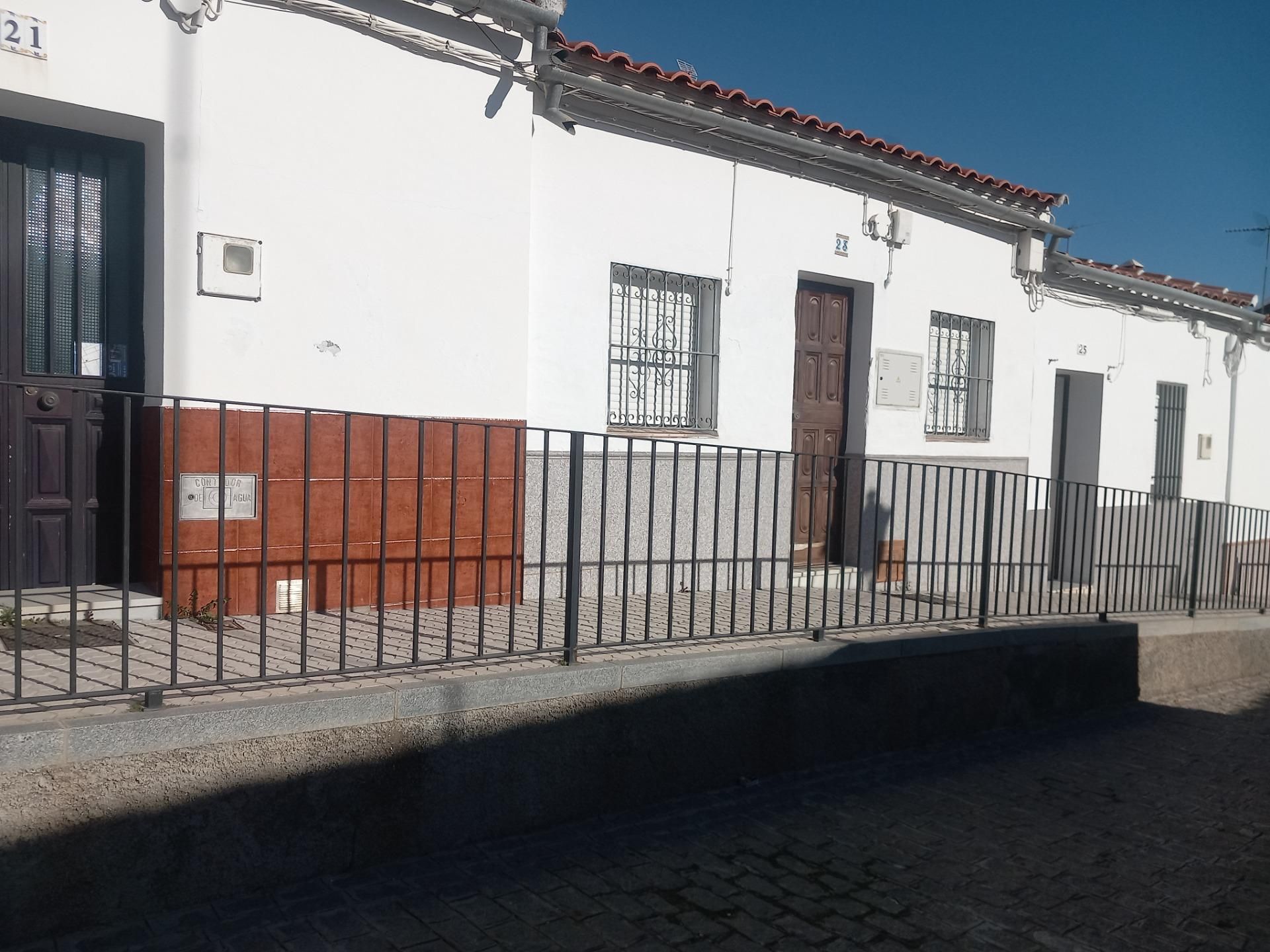 Casa adosada en venta en El Pedroso