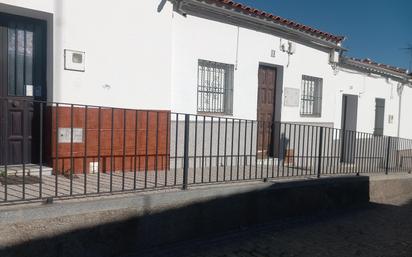 Single-family semi-detached for sale in El Pedroso