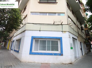 Local comercial en alquiler en Avenida del Catedrático Soler 46