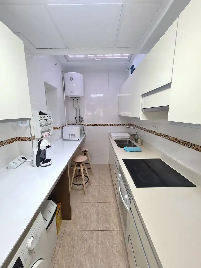 Cocina de Casa o chalet de alquiler en Santa Pola con Aire acondicionado, Jardín privado y Trastero