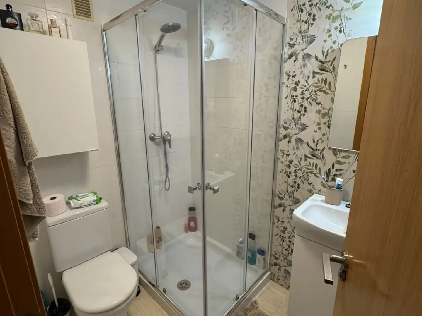 Baño de Piso de alquiler en Murcia con Aire acondicionado, Calefacción y Amueblado