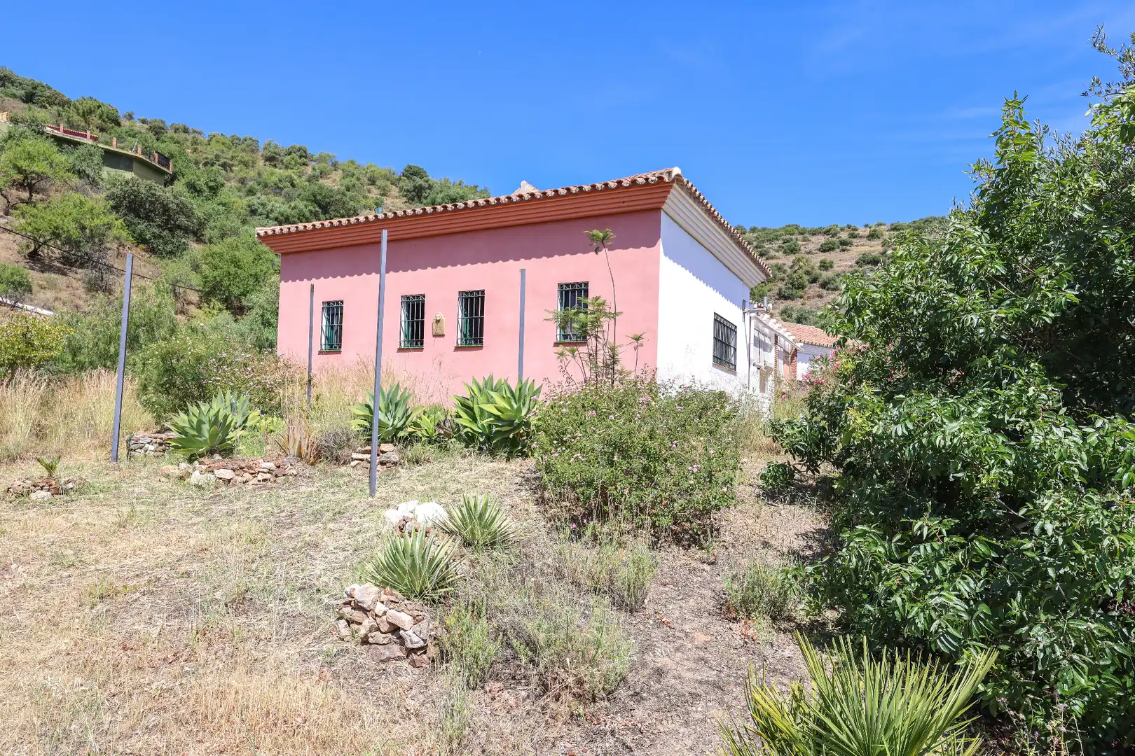 Vista exterior de Casa o xalet en venda en Monda amb Aire condicionat, Jardí privat i Piscina