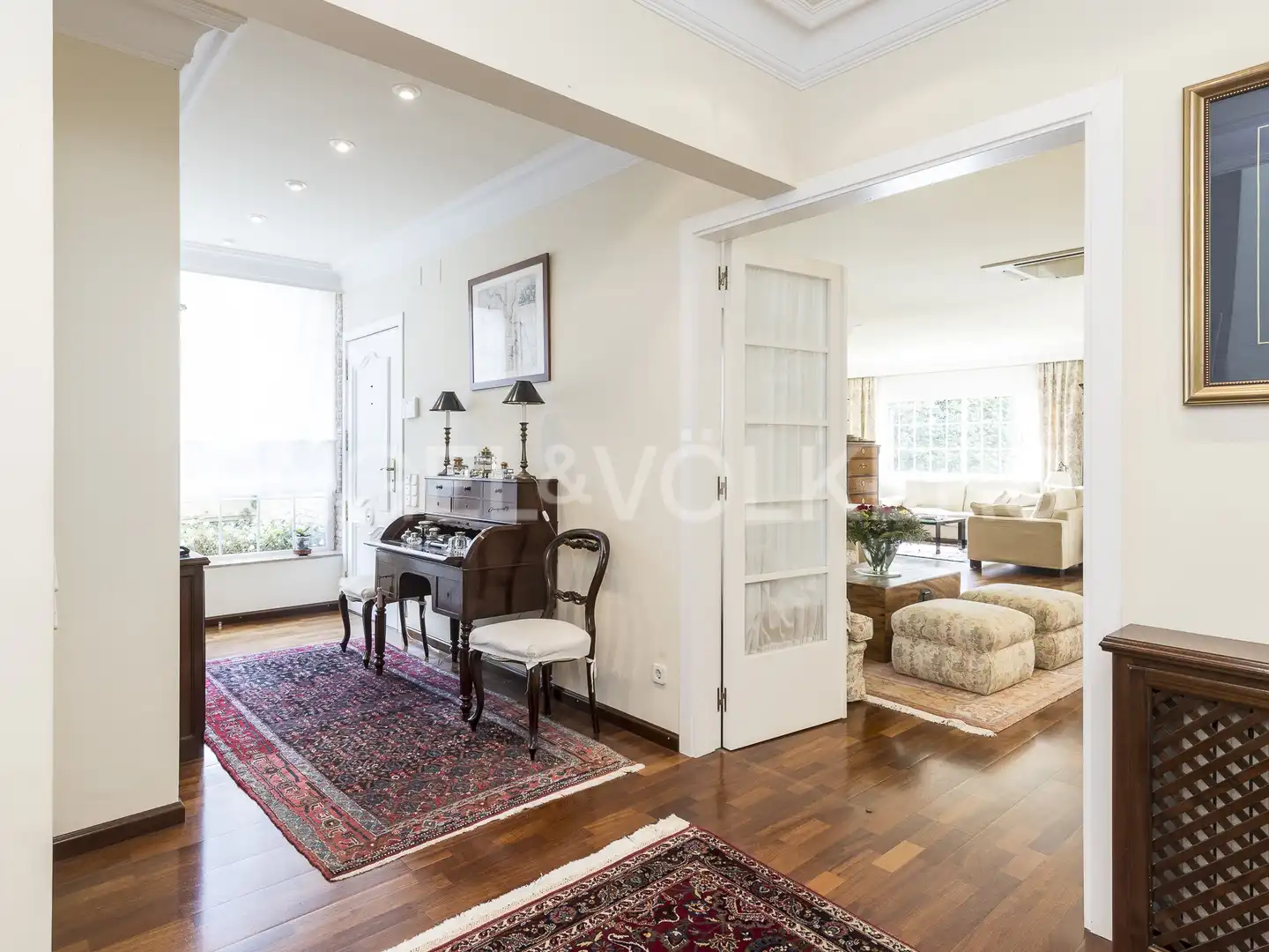 Sala d'estar de Casa o xalet en venda en Sant Just Desvern amb Aire condicionat, Calefacció i Jardí privat