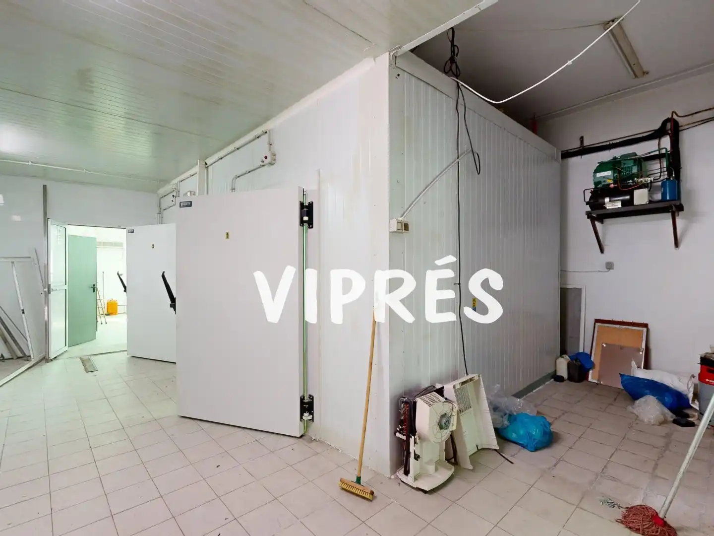 Local comercial en venda a Este, imagen 15