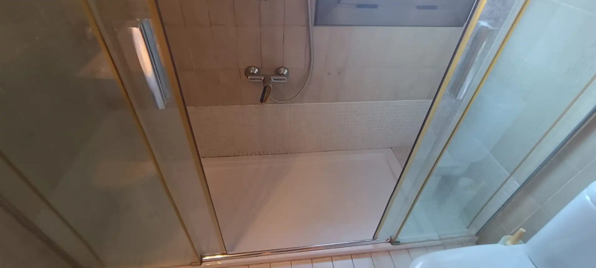 Bany de Casa o xalet en venda en Sant Celoni amb Calefacció, Terrassa i Forn