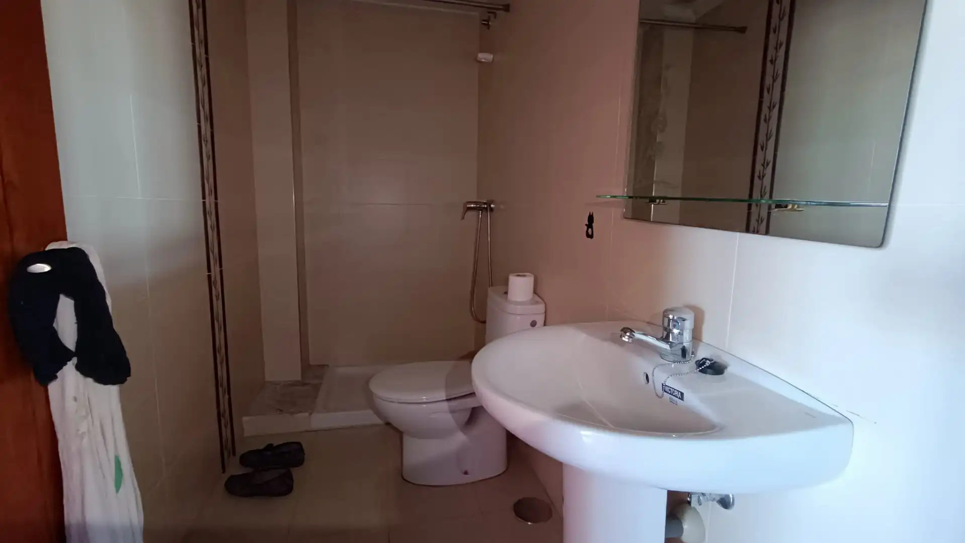 Badezimmer von Haus oder Chalet zum Verkauf in Villares de la Reina mit Heizung und Terrasse