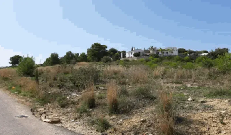 Terreny industrial en venda en Torrent