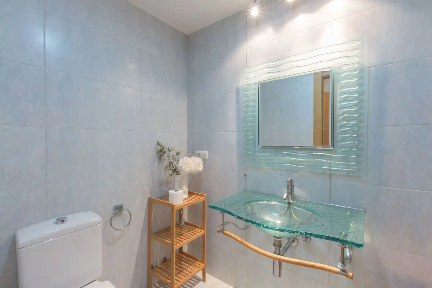 Baño de Piso en venta en  Pamplona / Iruña con Aire acondicionado, Calefacción y Trastero