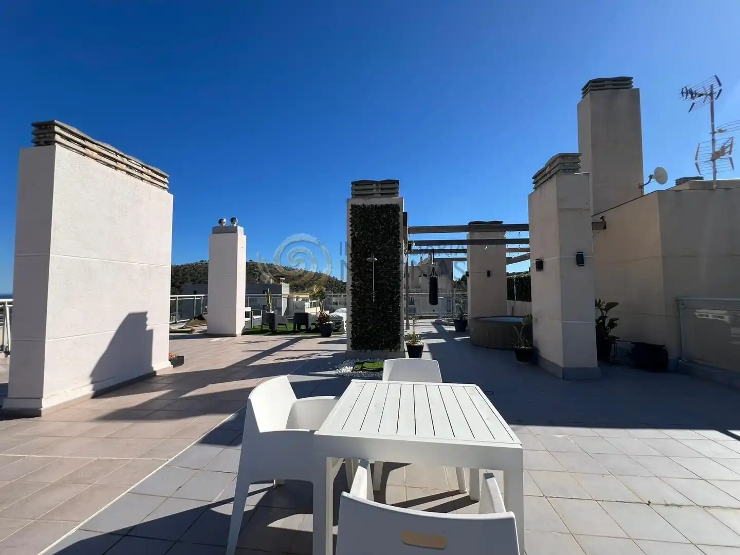 Terrassa de Àtic en venda en Villajoyosa / La Vila Joiosa amb Aire condicionat, Terrassa i Piscina comunitària