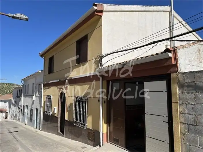 Maison mitoyenne à vendre à Castillo de Locubín
