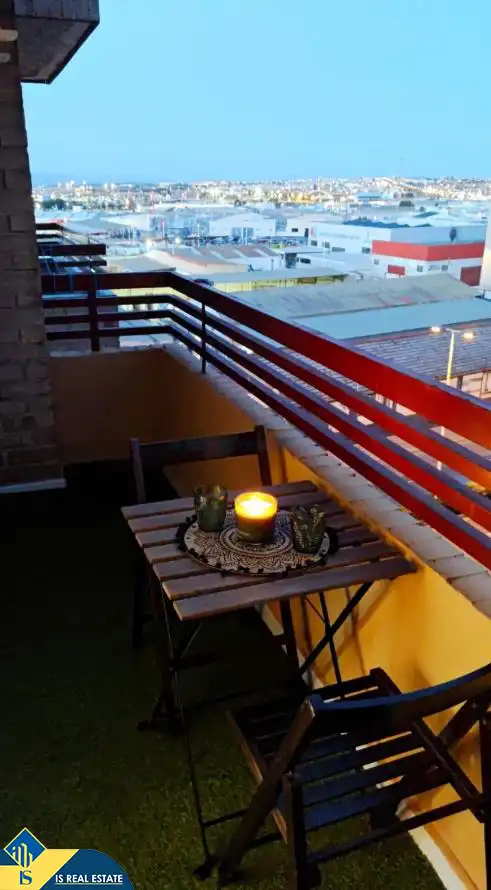 Terrasse von Wohnung zum Verkauf in Torrevieja mit Klimaanlage, Heizung und Terrasse
