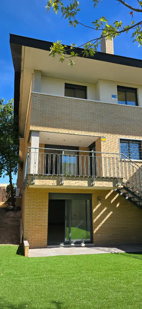 Casa pareada con piscina en venta en Calle de Ibiza, imagen 46