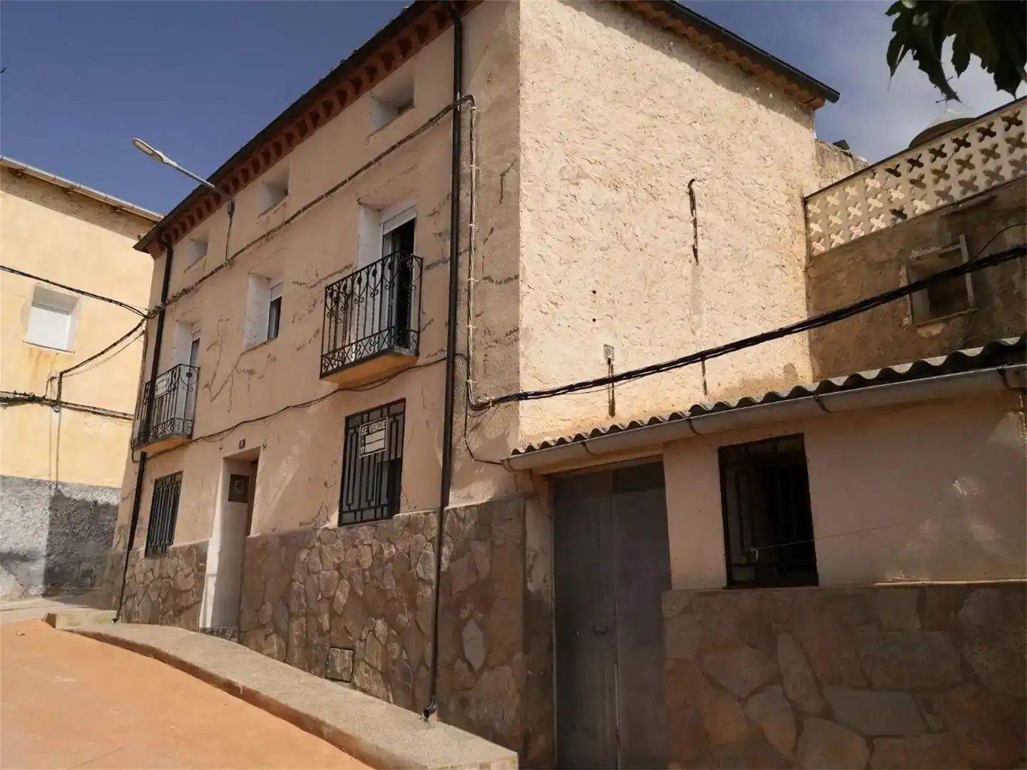 Vista exterior de Piso en venta en Torrehermosa con Trastero, Amueblado y Balcón
