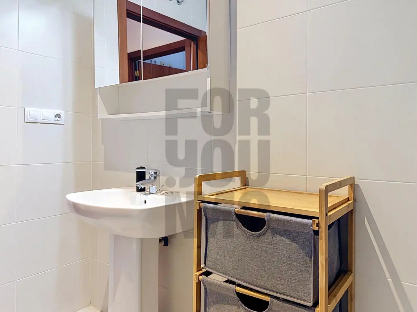 Baño de Piso en venta en Irun  con Calefacción, Trastero y Balcón