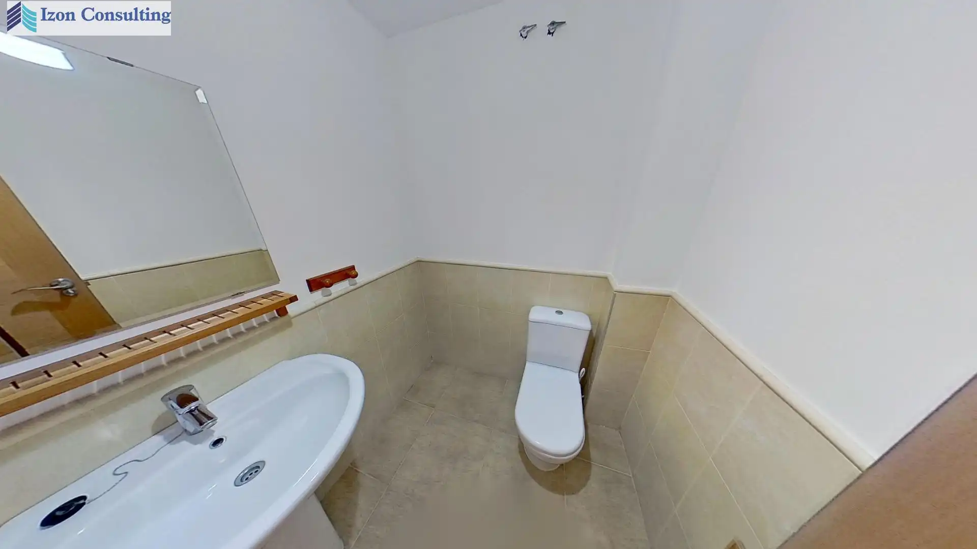 Bathroom of Detached homes for sale in La Gineta  with Air Conditioner, Heating and Parquet flooring
