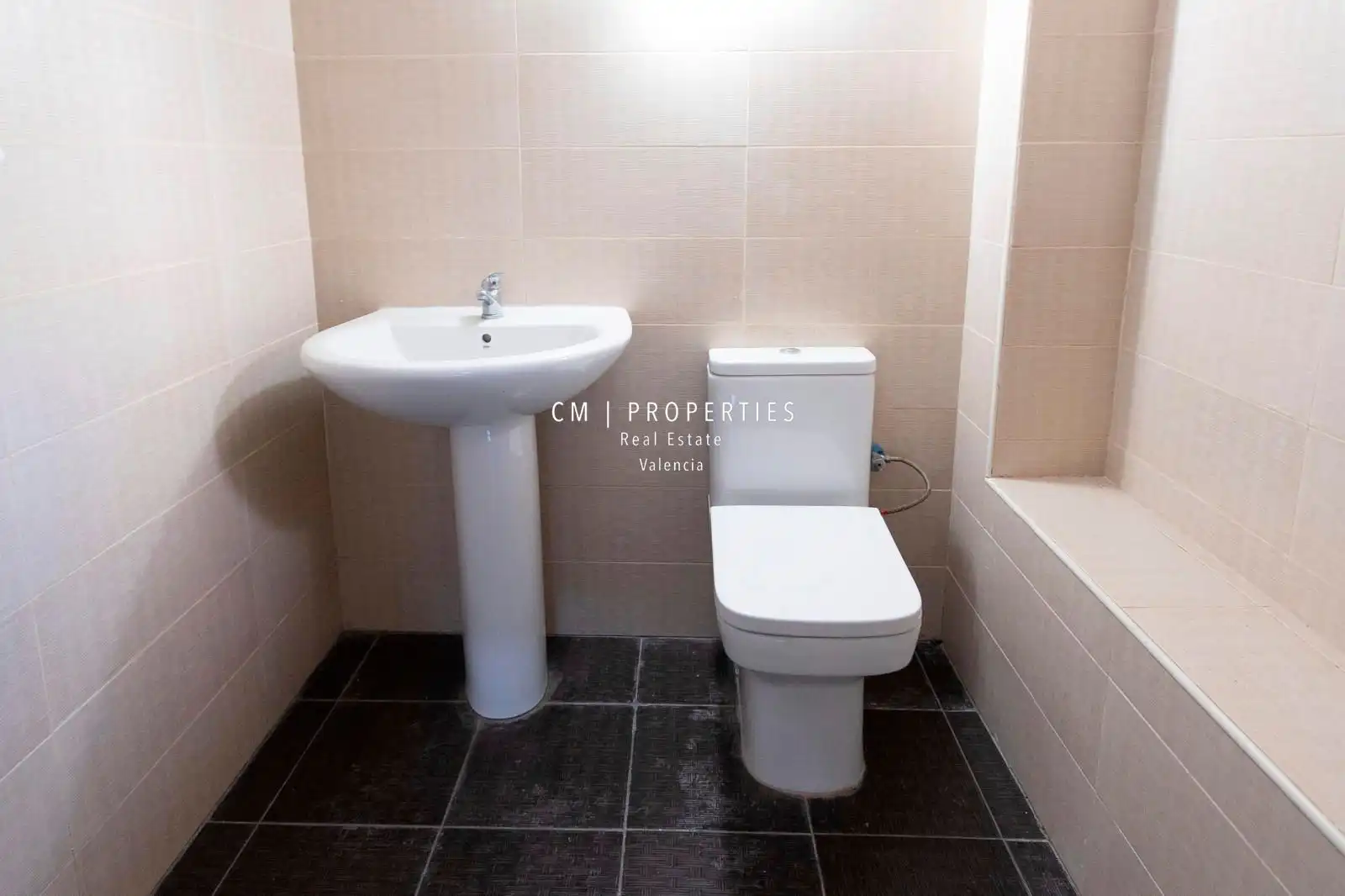 Houses for sale in Malaga, Entrepinos