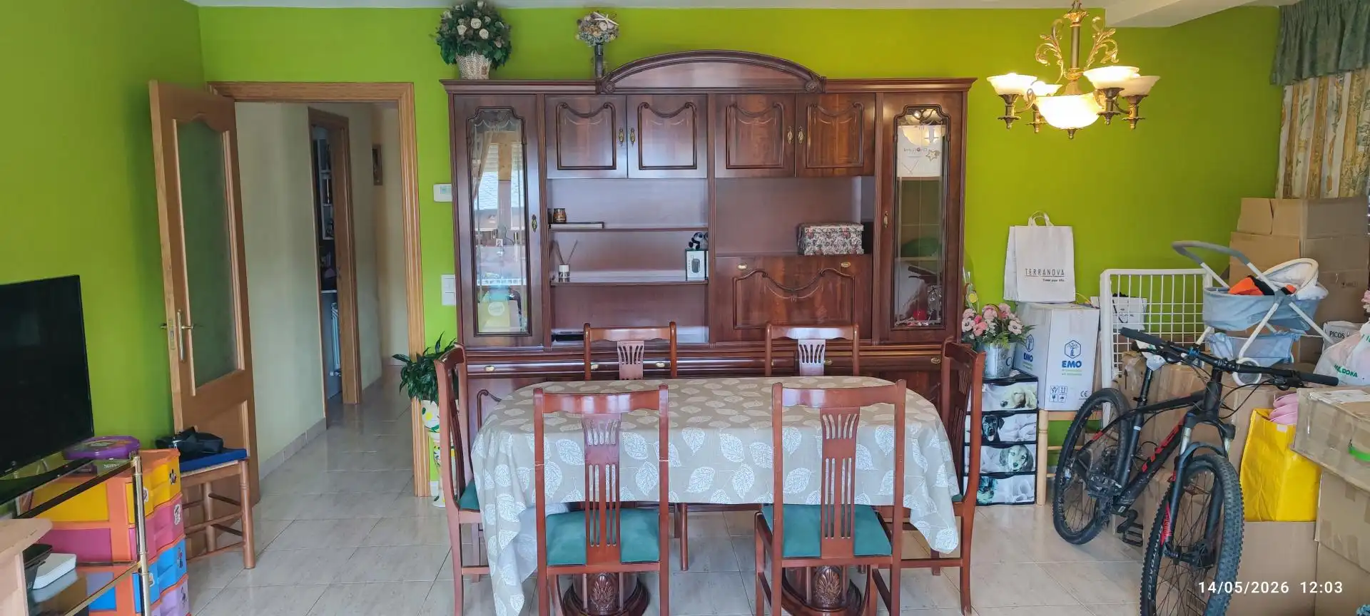 Comedor de Piso en venta en La Seu d'Urgell con Calefacción