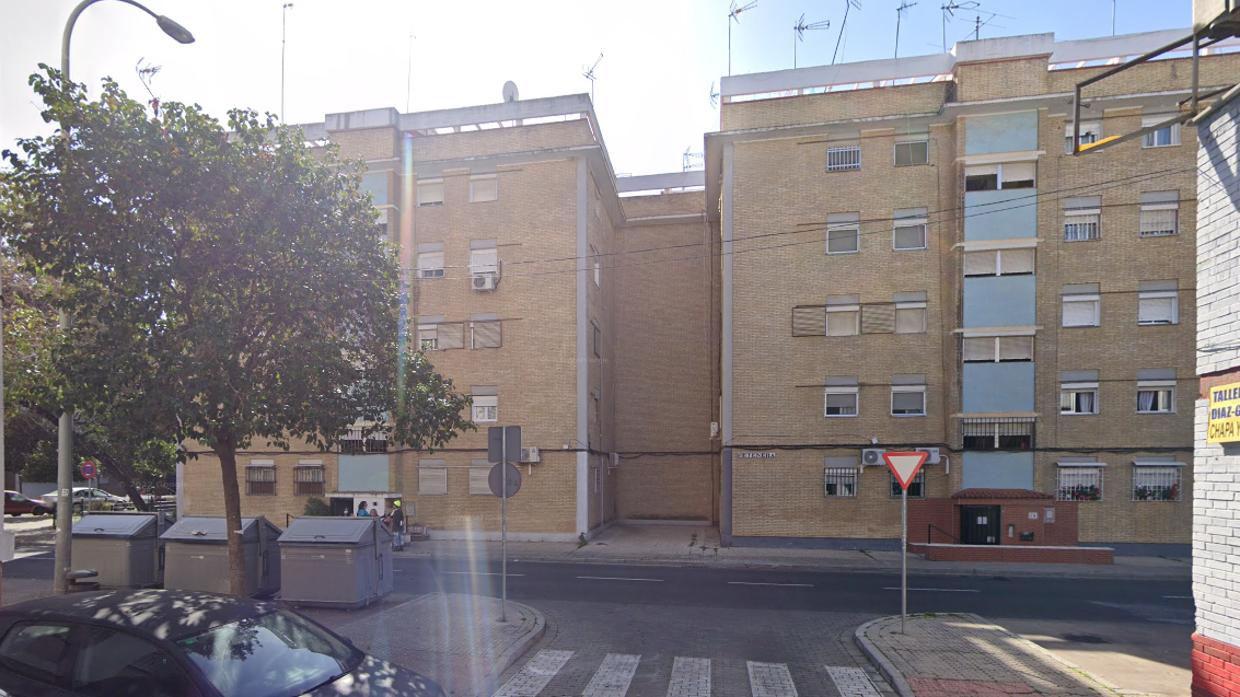 Vista exterior de Apartament en venda en  Sevilla Capital