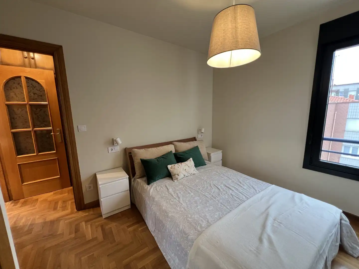 Dormitori de Àtic de lloguer en Gijón  amb Calefacció, Parquet i Terrassa