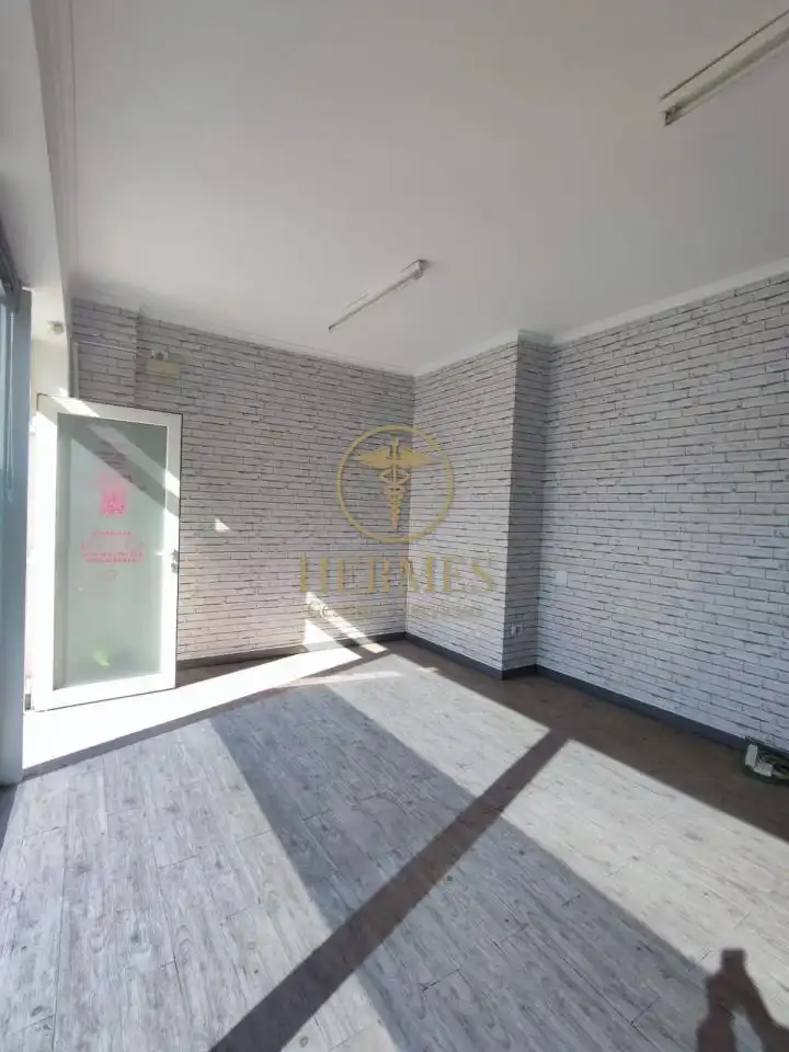 Local comercial en venda a Centro Urbano, imagen 19