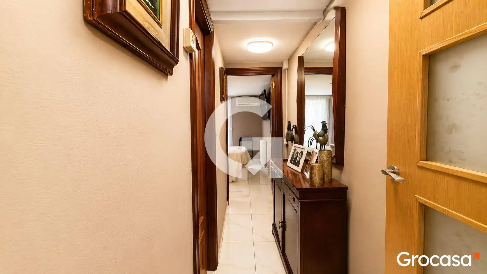 Flat for sale in Barcelona  with Air Conditioner and Heating