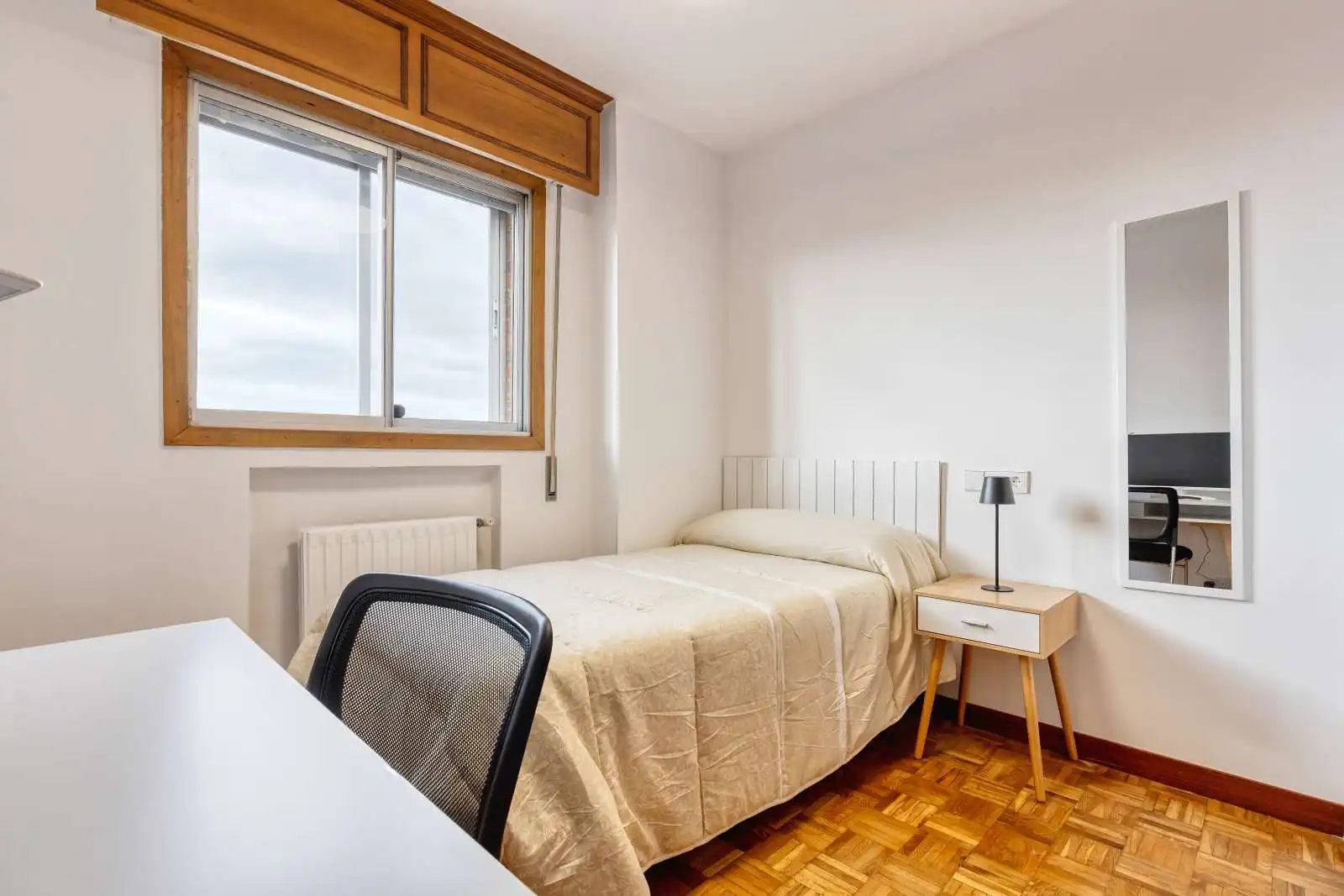 Habitación de Piso para compartir en Madrid con Aire acondicionado, Terraza y Amueblado