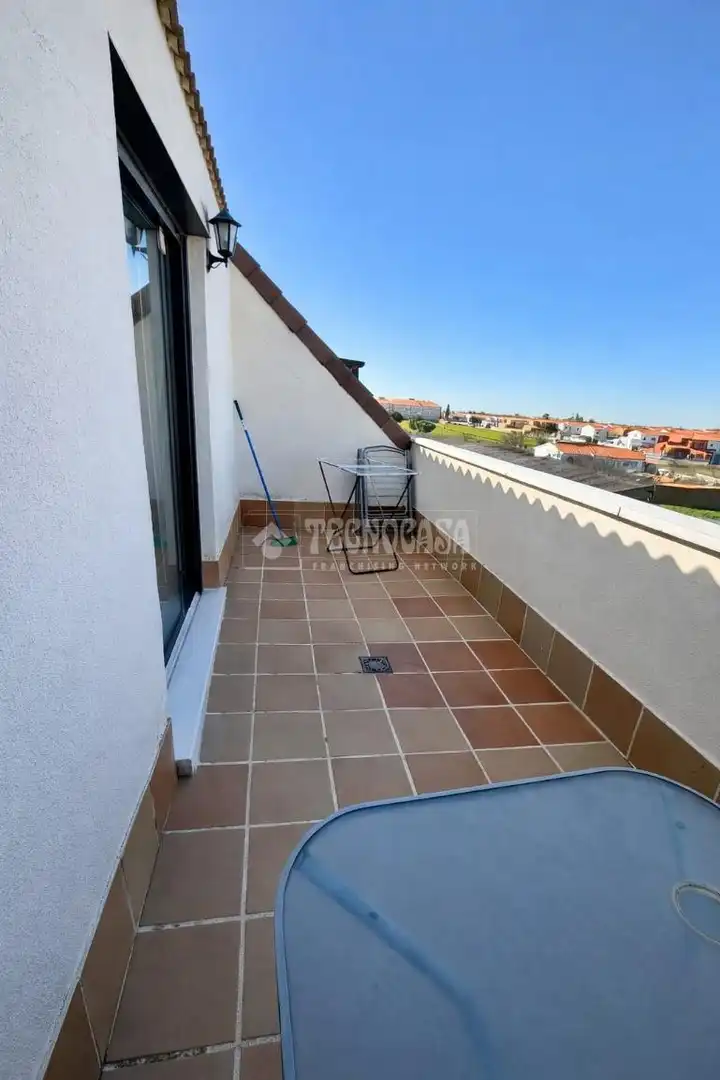 Terraza de Piso en venta en Cedillo del Condado con Aire acondicionado, Terraza y Piscina