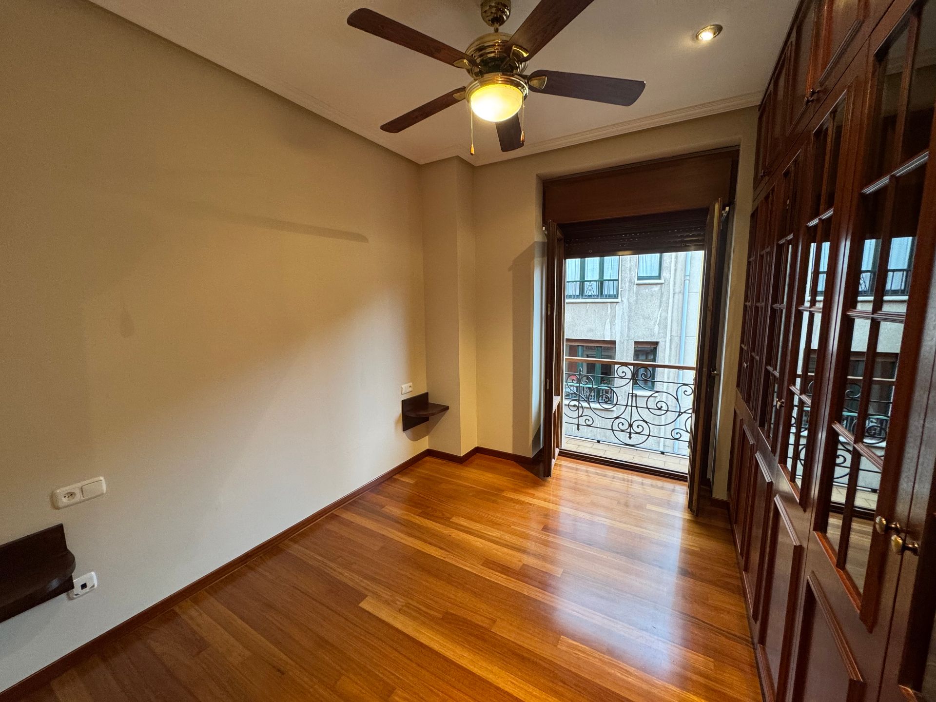 Flat to rent in Calle San Antonio, Barrio del Centro