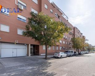 Exterior view of Flat for sale in  Granada Capital  with Air Conditioner, Heating and Private garden