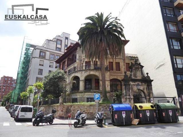 Garaje en Venta en Zona Indautxu