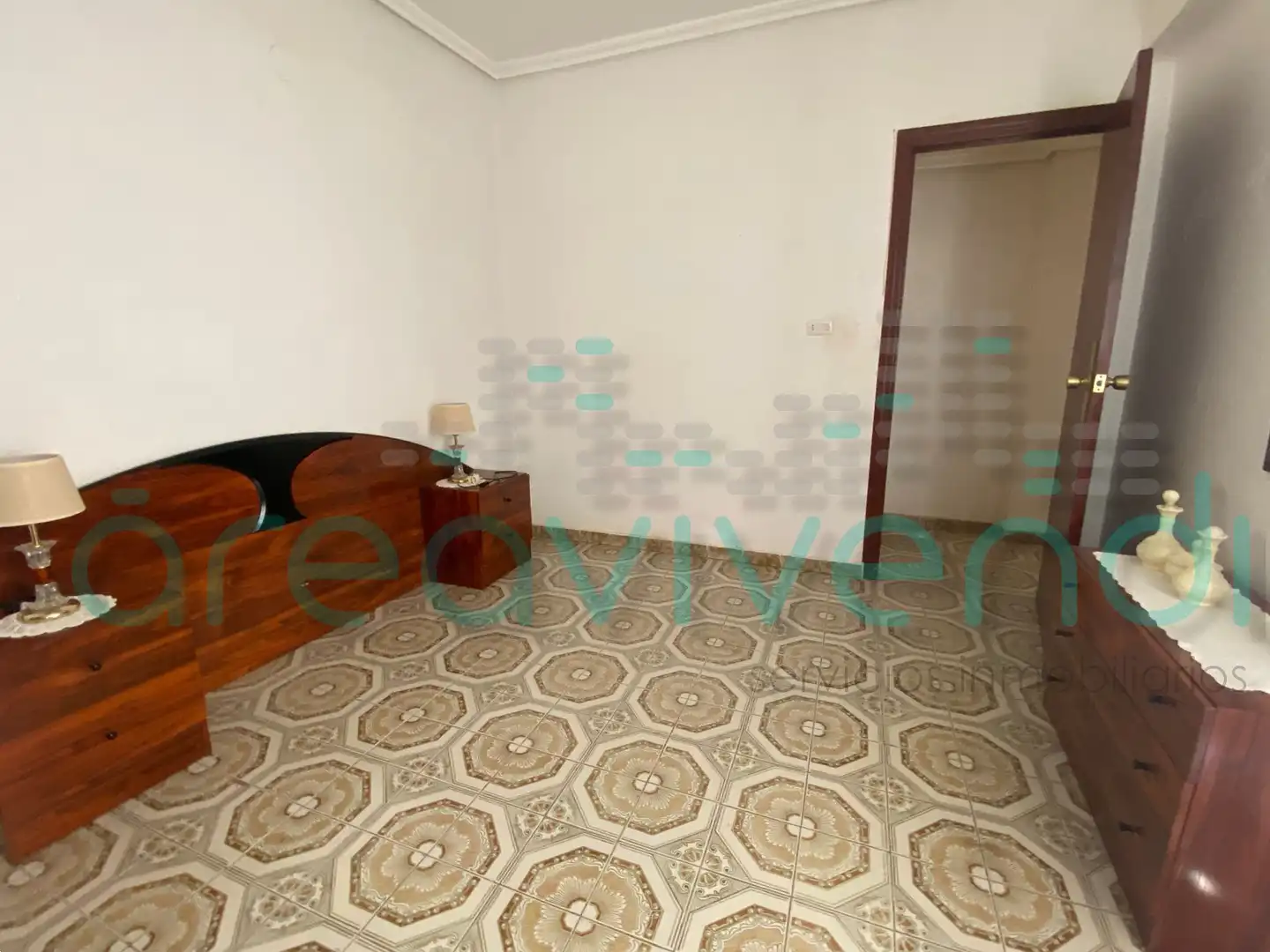 Piso en venta en Castellón de la Plana / Castelló de la Plana con Aire acondicionado y Amueblado
