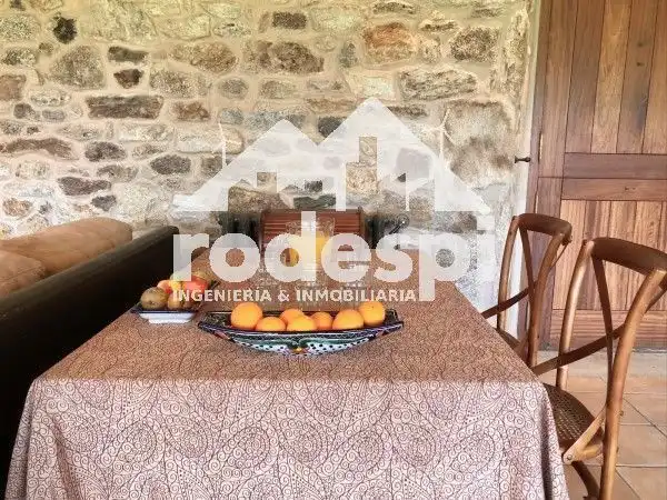 Jardí de Casa o xalet en venda en Curtis amb Calefacció, Traster i Piscina