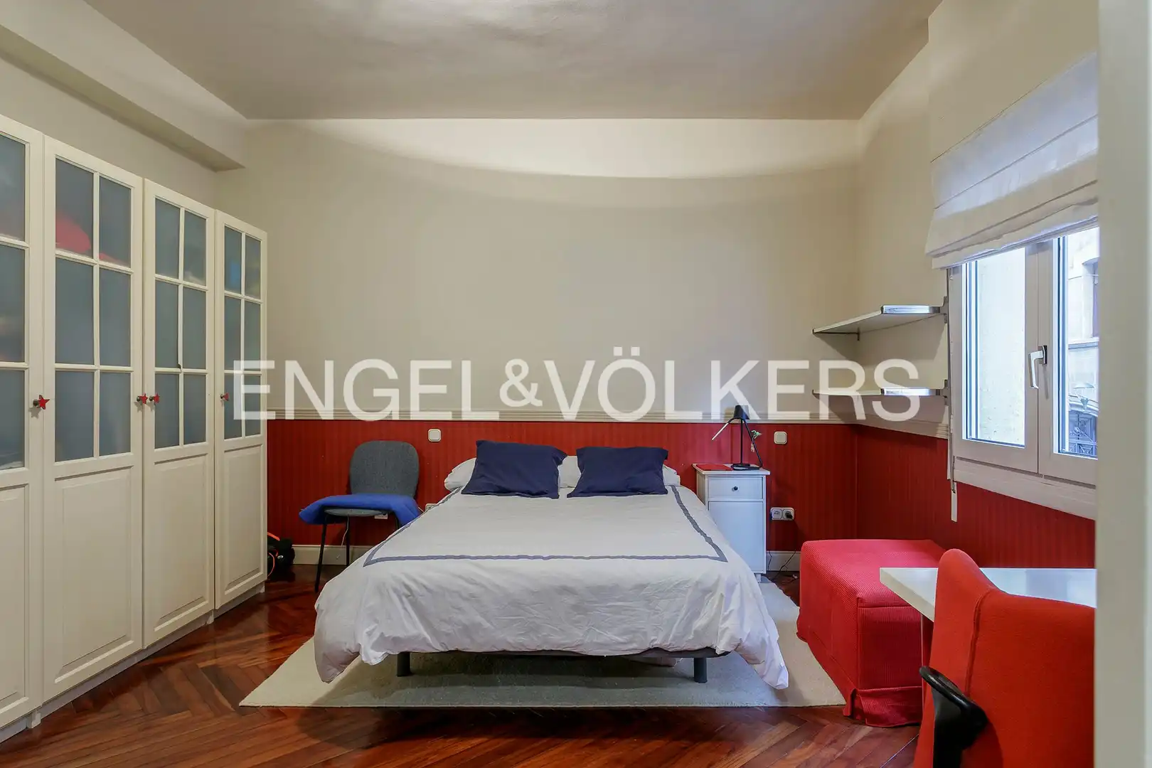 Bedroom of Flat for sale in Bilbao   with Heating, Parquet flooring and Terrace