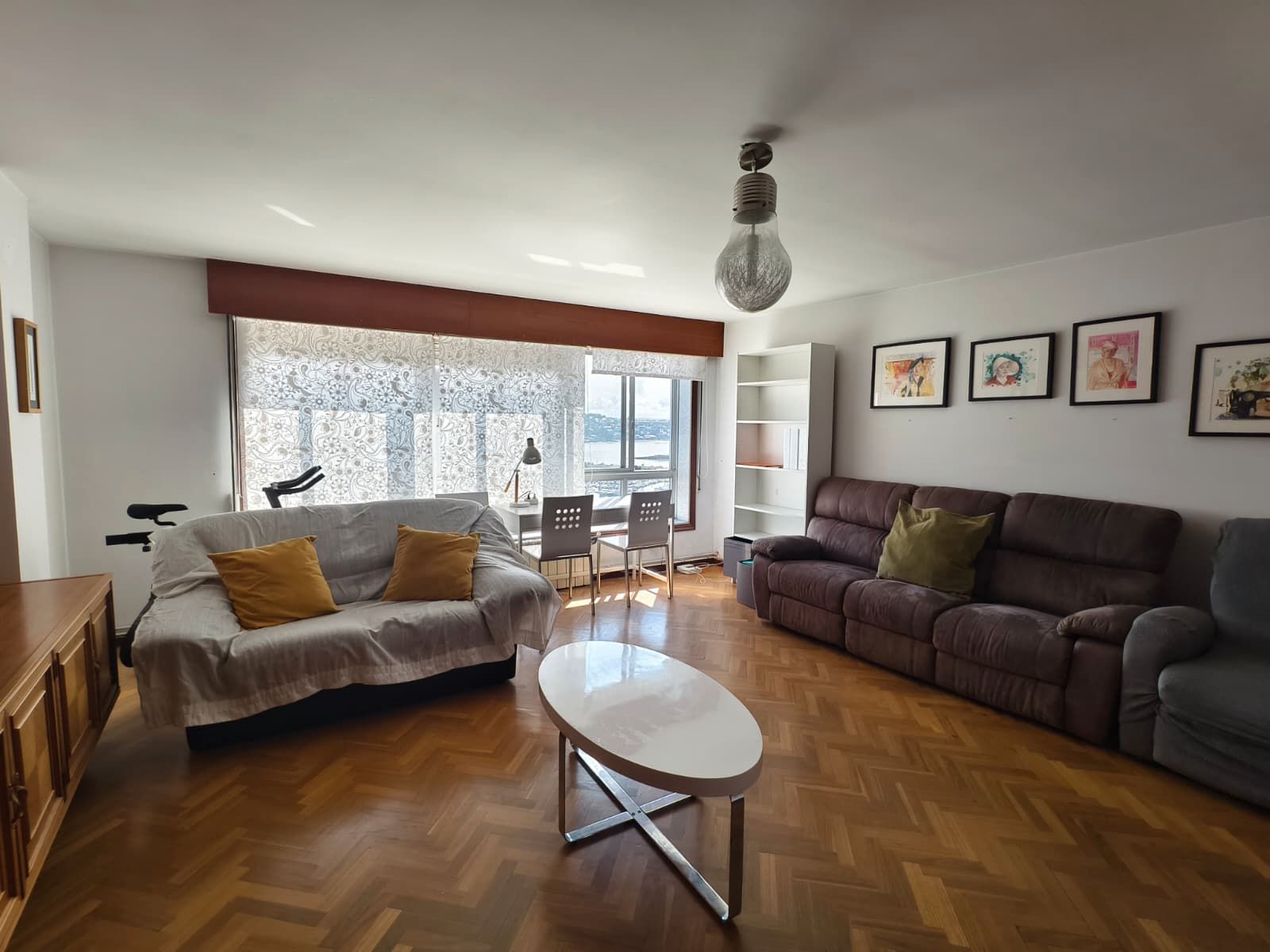 Living room of Flat for sale in A Coruña Capital   with Heating, Parquet flooring and Storage room